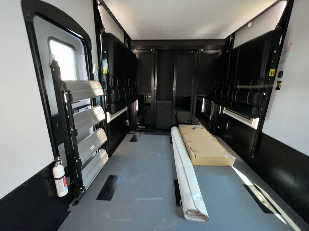 2026 Keystone Raptor 433, Photos photo 27