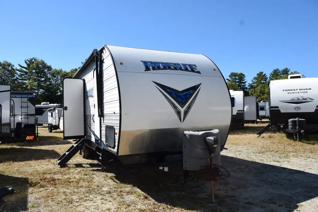 2020 Forest River Vengeance Rogue 25V - Photo 4
