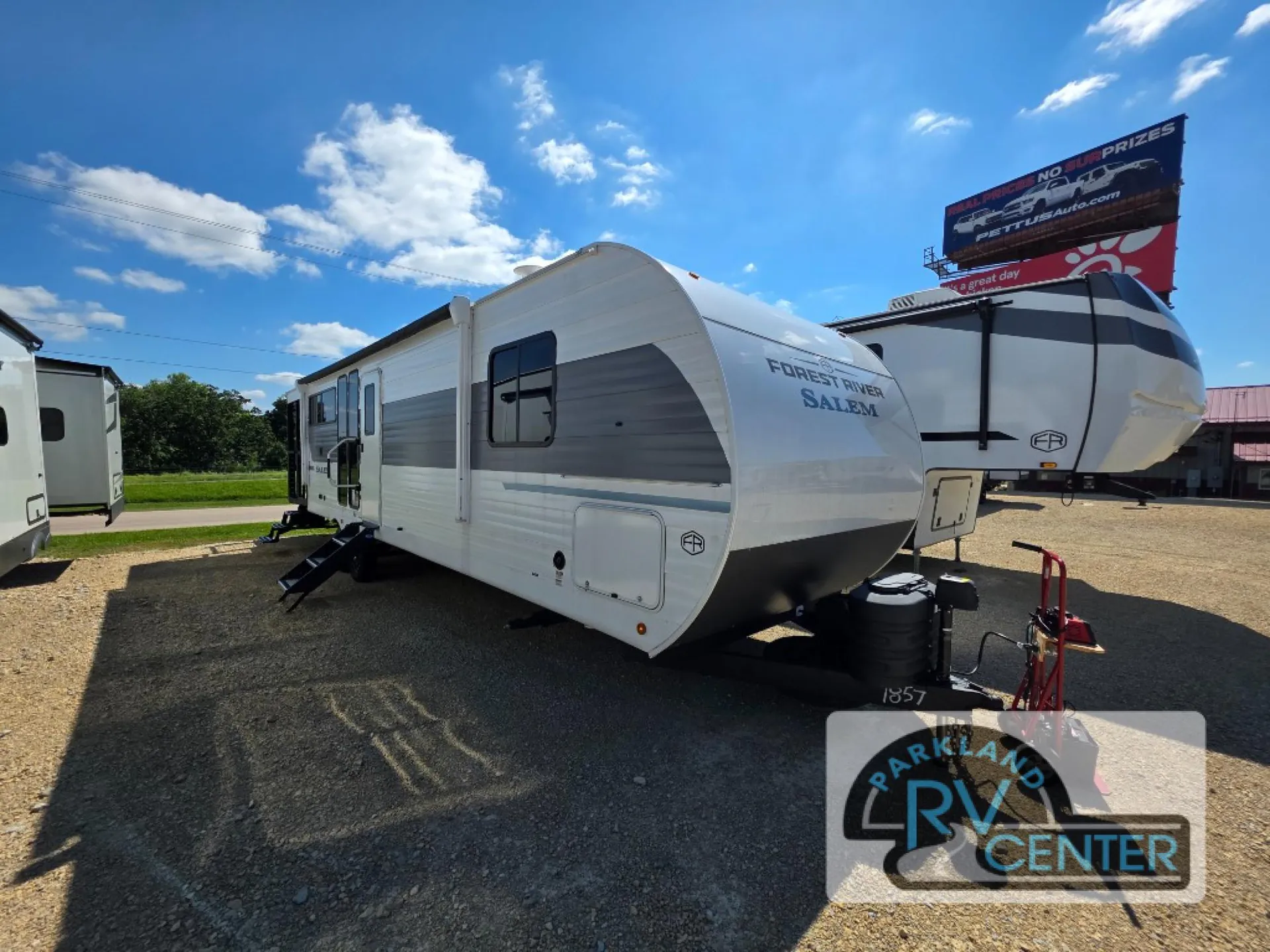 2025 Forest River Salem 34VERANDA dealer photo 1 from Parkland RV Center