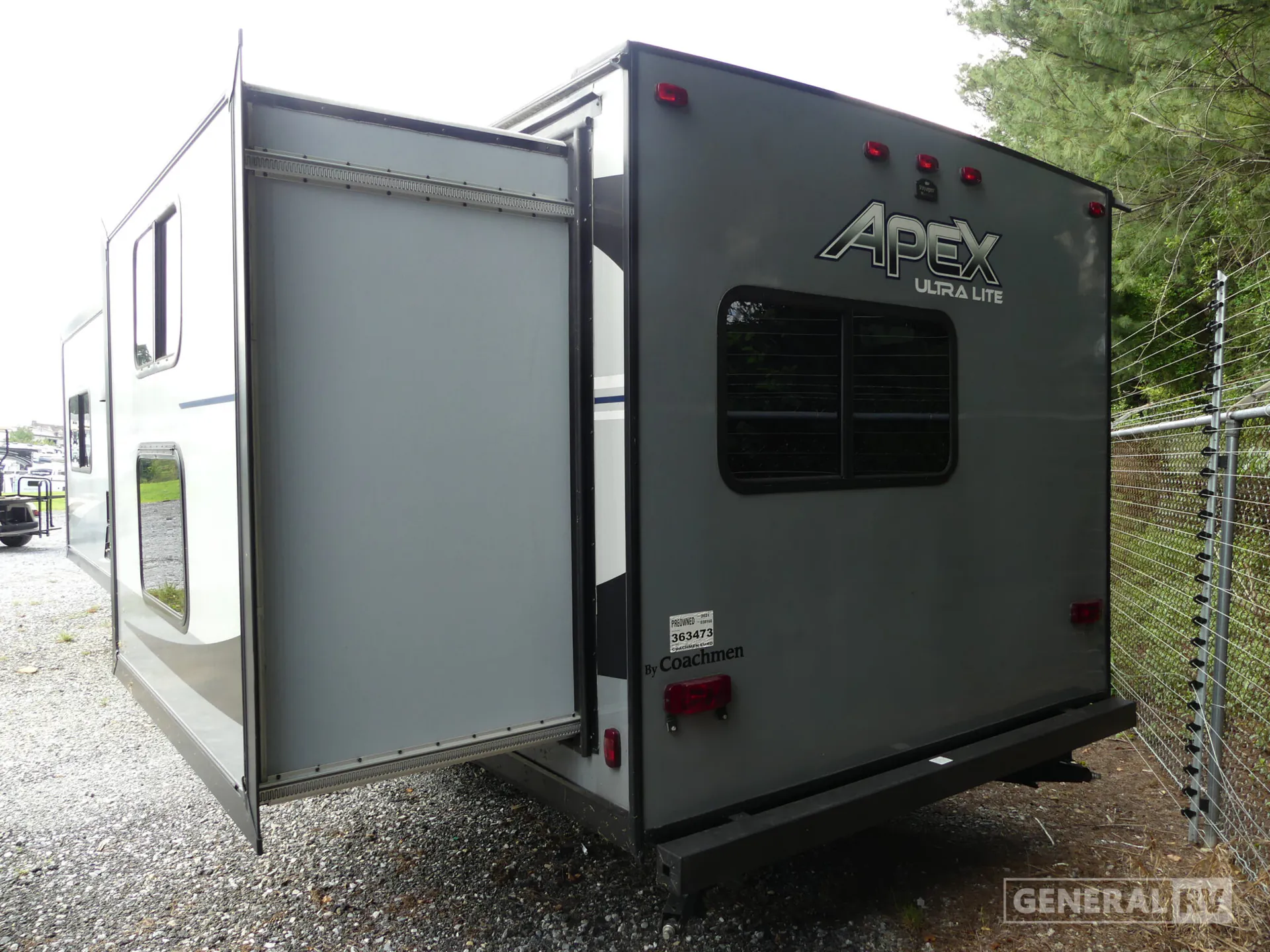 2021 Coachmen Apex Ultra-Lite 300BHS - Photo 4