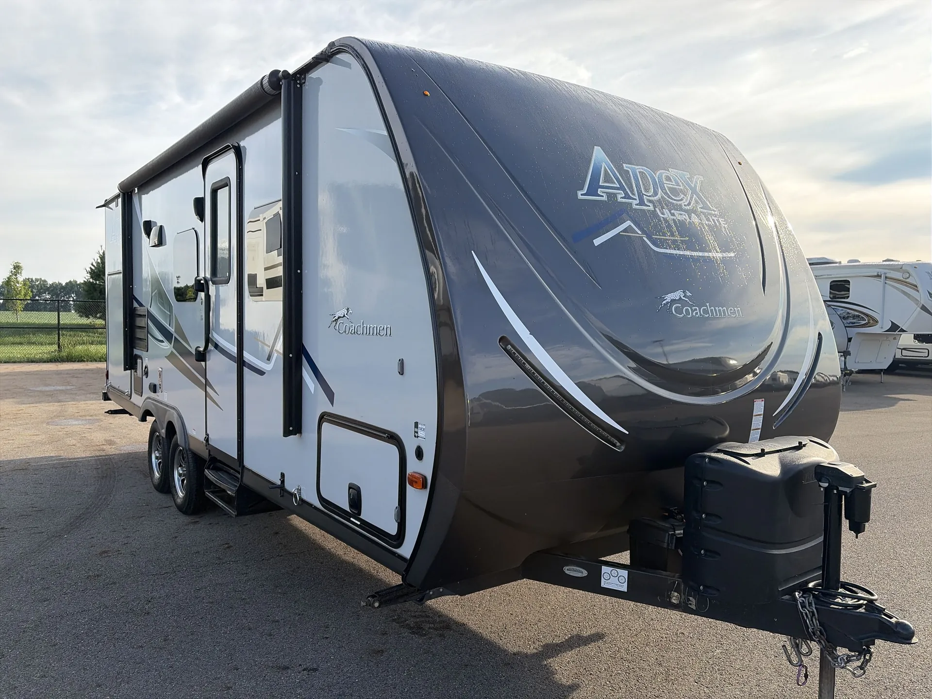 2019 Coachmen Apex 215RBK - Photo 2