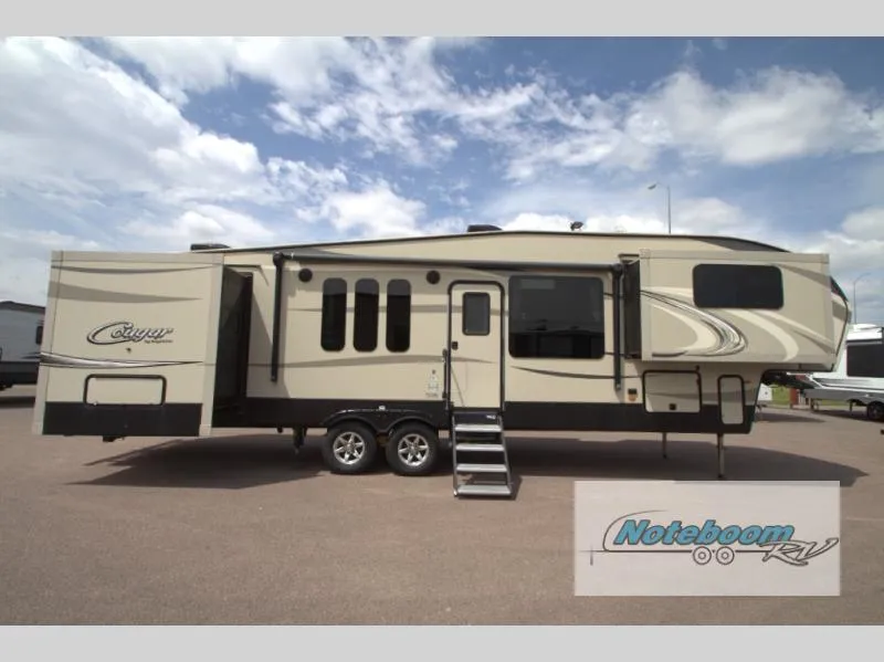 2017 Keystone RV Cougar 337FLS - Main photo