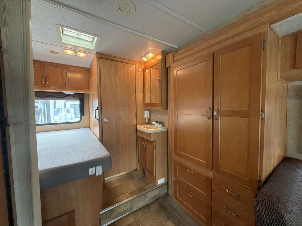 2010 Forest River Solera 24S, Photos photo 6