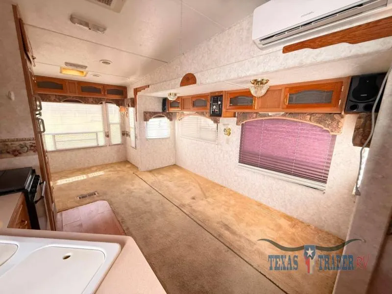2002 Keystone RV Montana Used    3255 RL - Photo 3