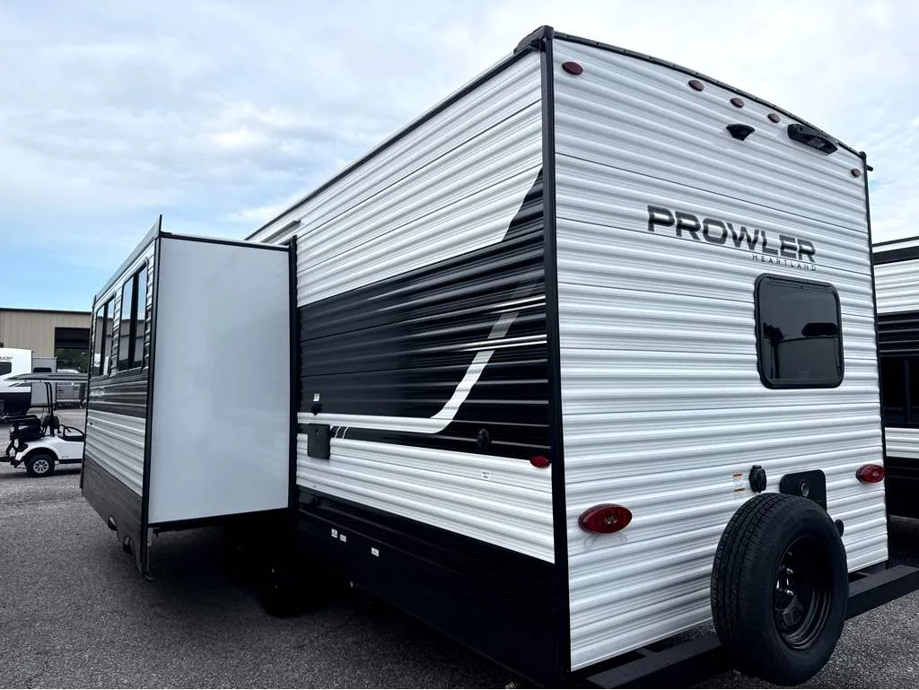 2027 Heartland Prowler 2802BHS - Photo 4