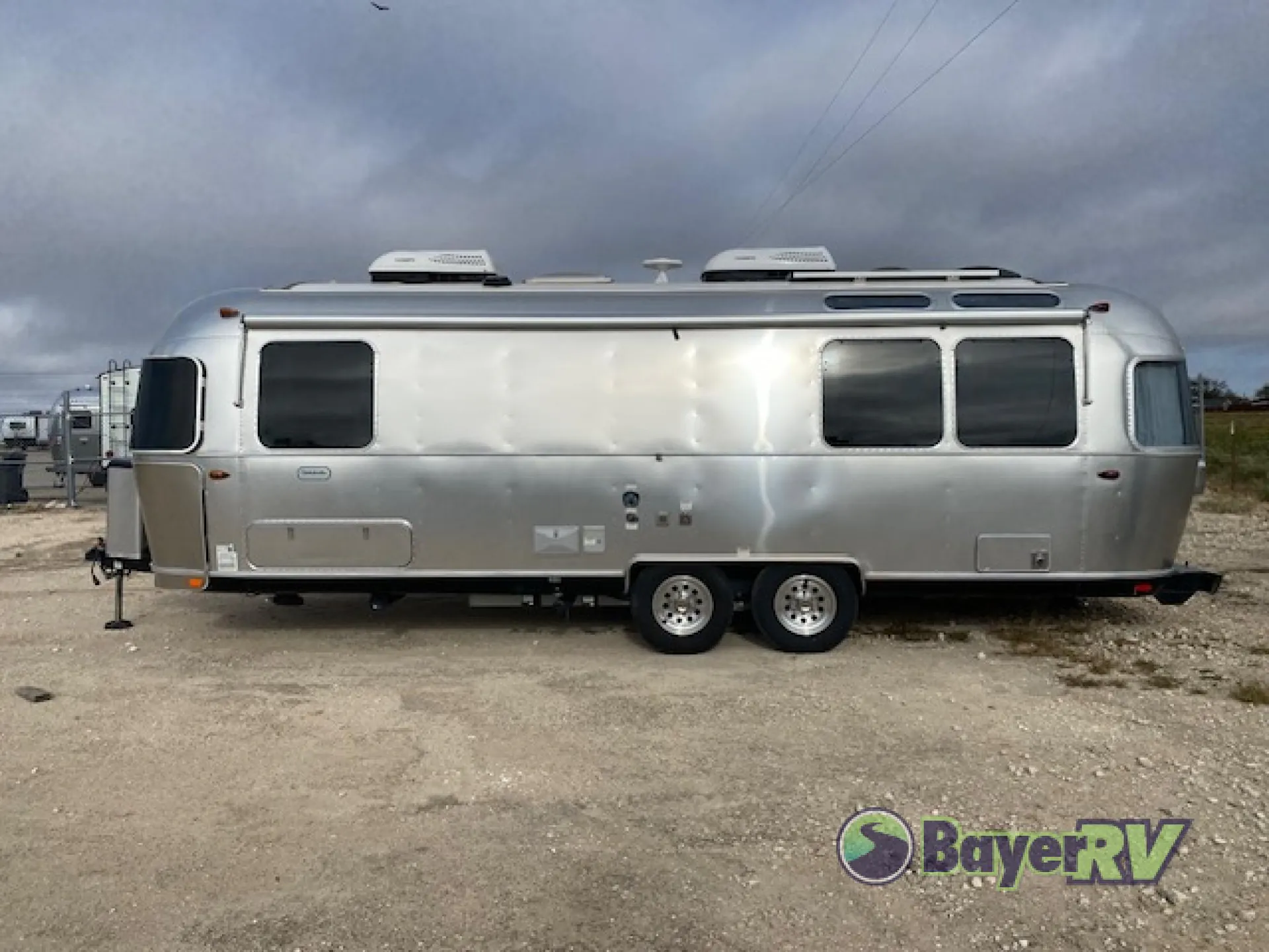 2021 Airstream Globetrotter 27FB Twin - Photo 4