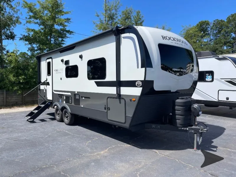 2026 Forest River Rockwood Mini Lite 2511S - Photo 2