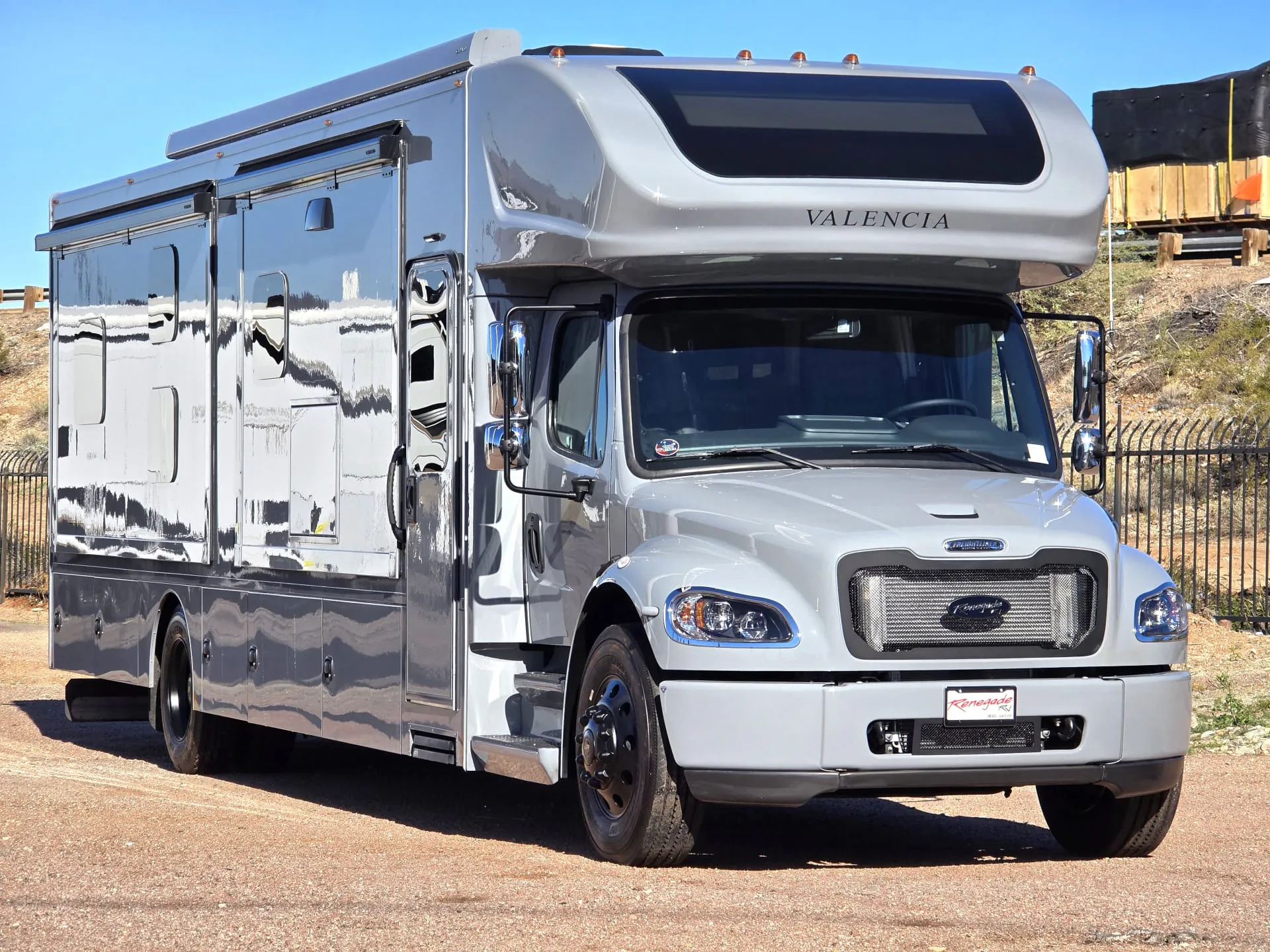 2026 Renegade RV Valencia 39BB - Photo 2