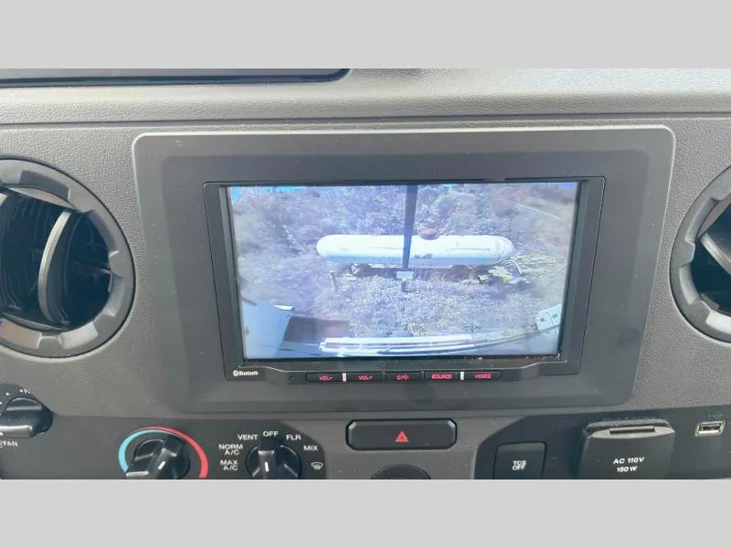 2026 Thor Motor Coach Chateau 21Z - Photo 3