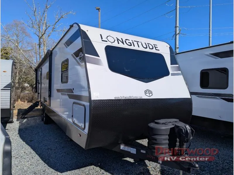 2026 East to West Longitude 319BH - Photo 2