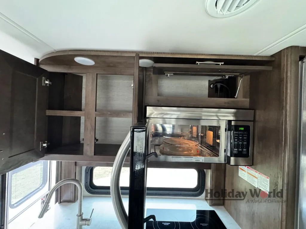 2022 Entegra Coach Accolade 37K, Photos photo 16