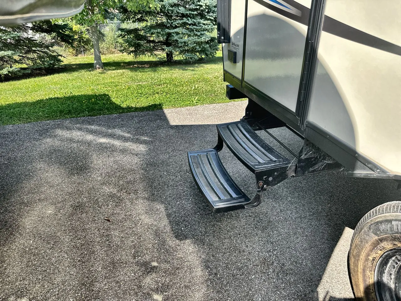 2017 Keystone Bullet Crossfire 1650EX - Photo 3