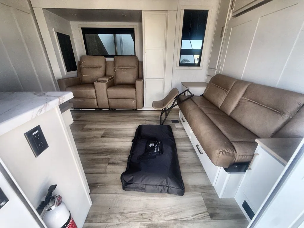 2026 Brinkley Model Ix 20X, Photos photo 8
