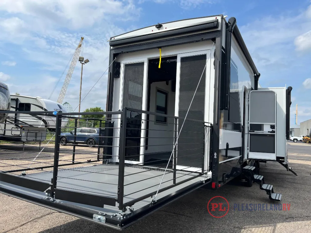 2026 Brinkley Model G 3970, Photos photo 8