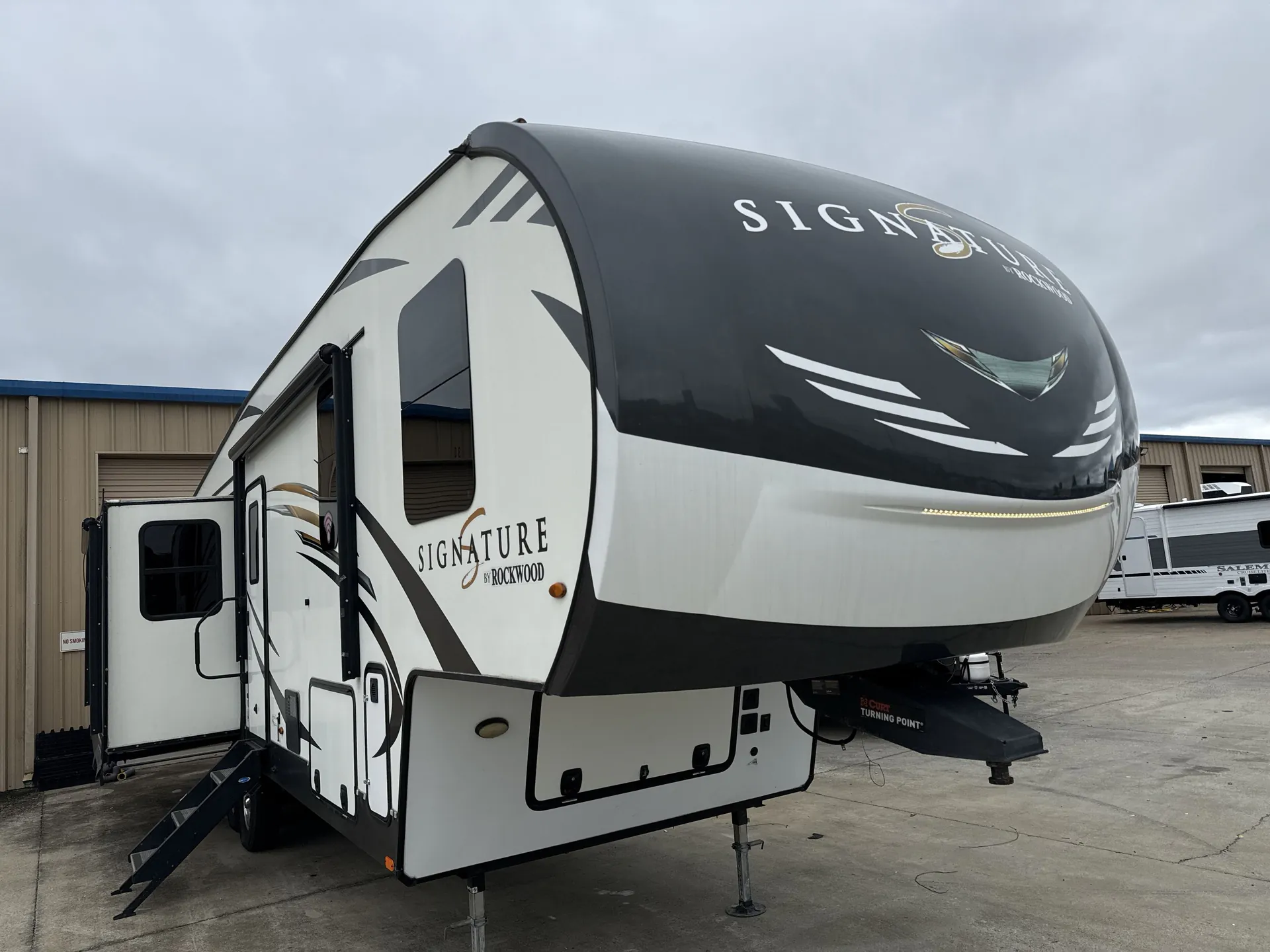 2020 Forest River Rockwood Signature Ultra Lite 8288SB - Photo 2