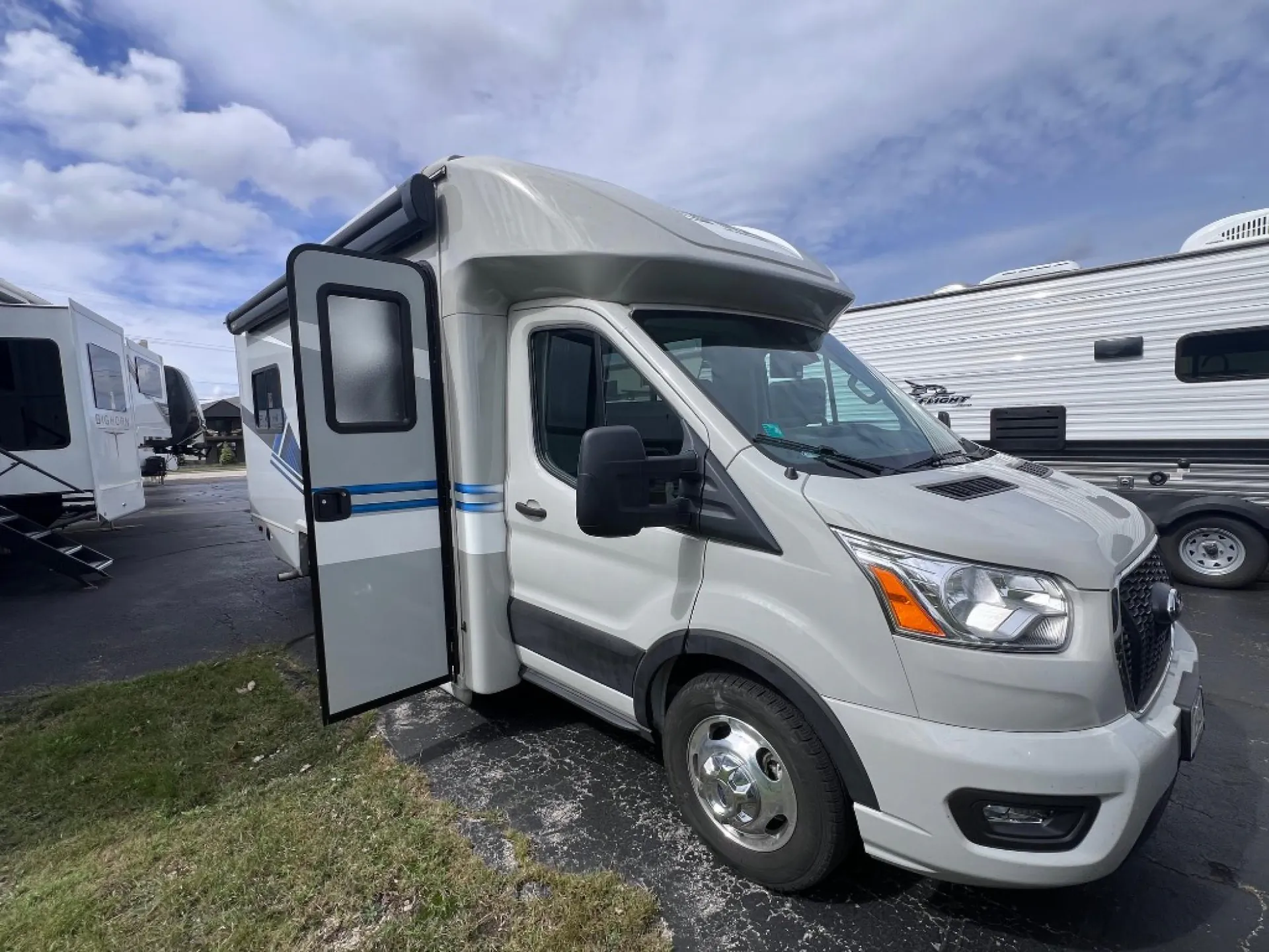 2022 Coachmen Cross Trail Transit 21XG - Photo 2