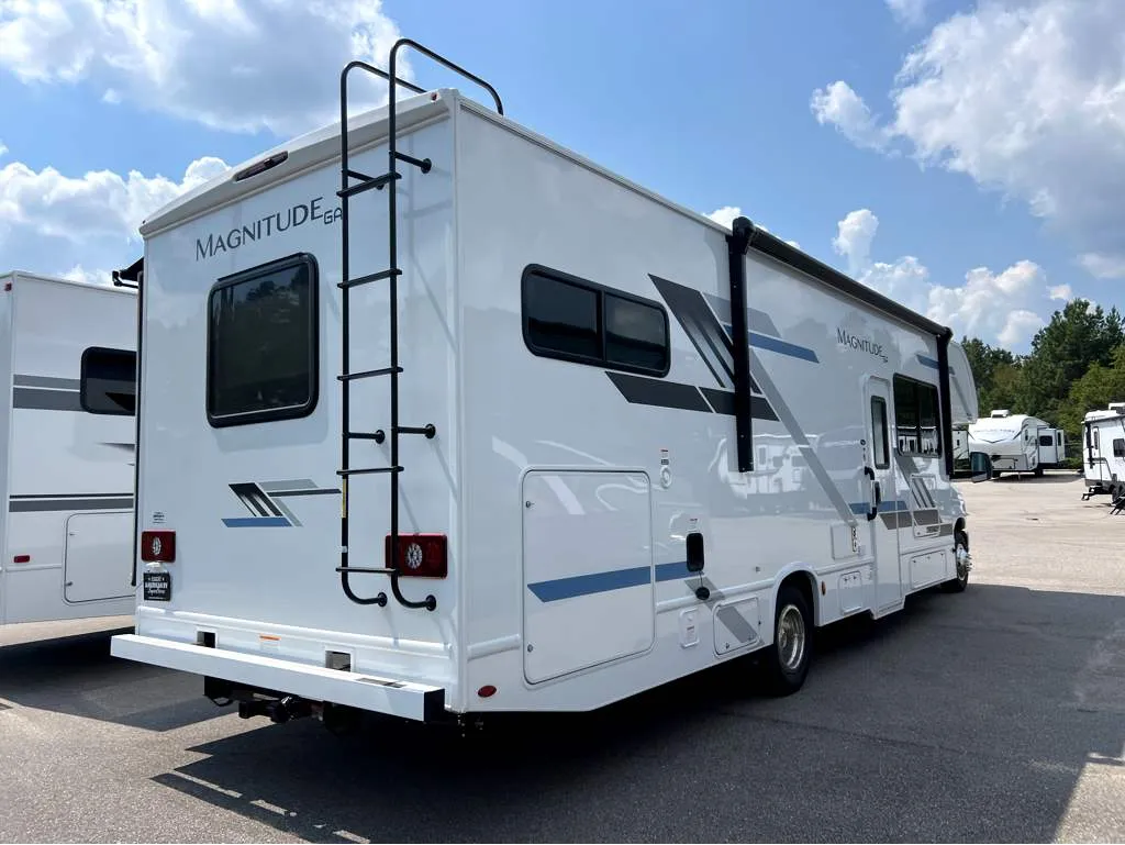 2026 Thor Motor Coach Magnitude GA31 - Photo 4