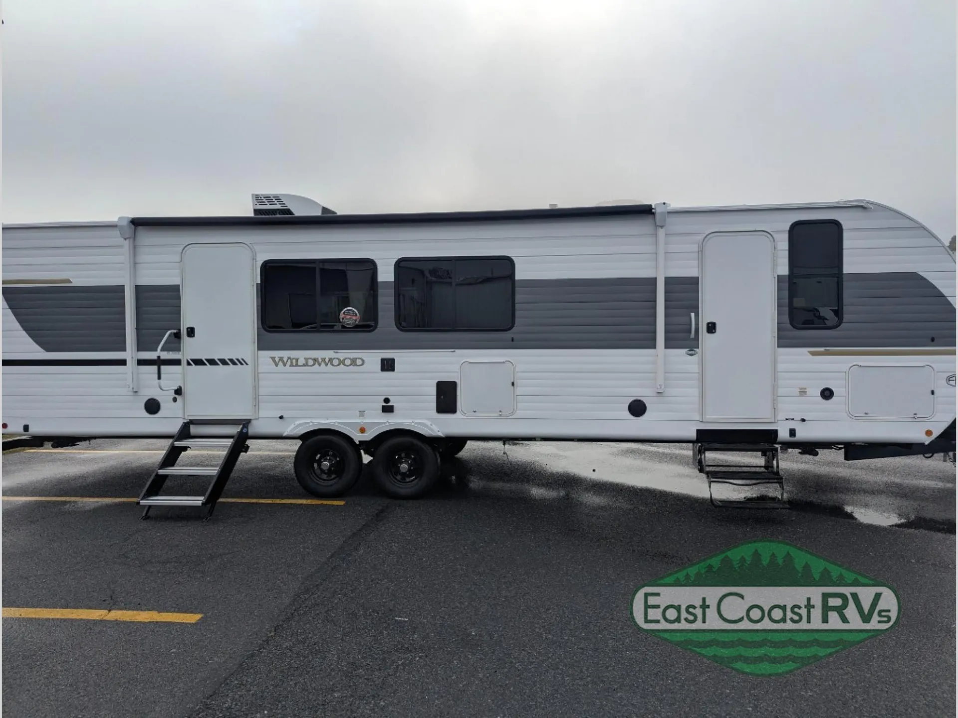 2026 Forest River Wildwood 300ICE - Photo 3