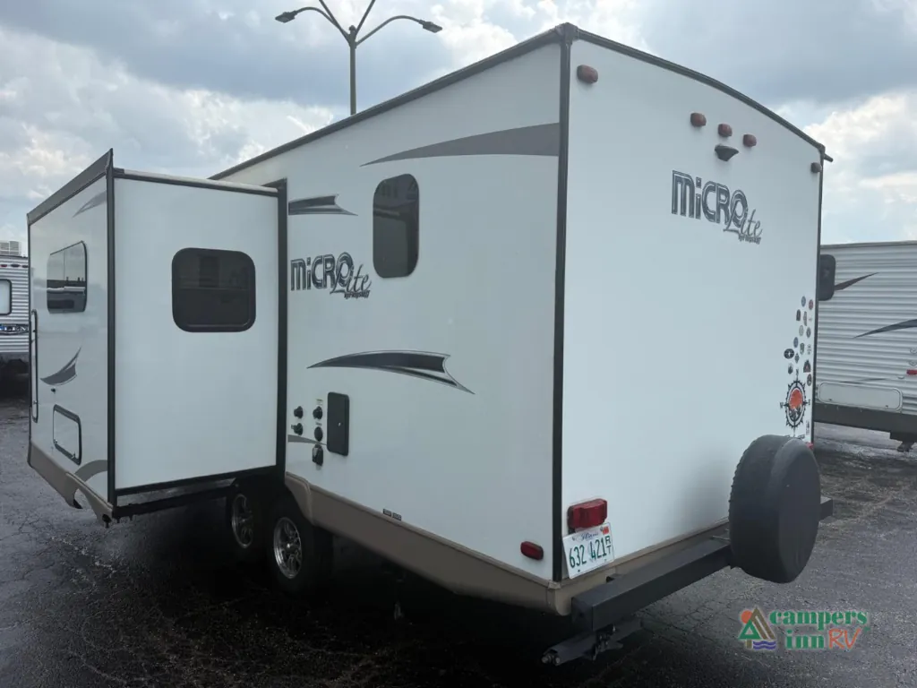 2018 Forest River Flagstaff Micro Lite 25BRDS, Photos photo 4