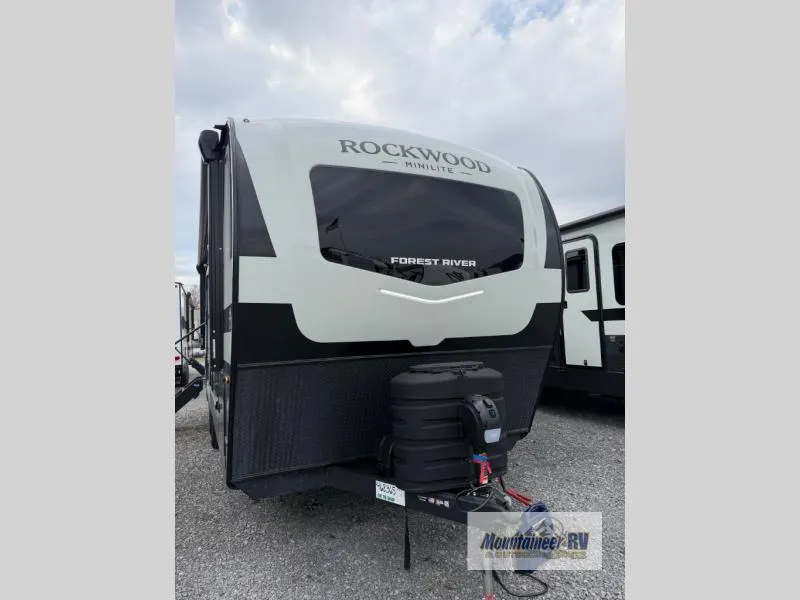 2026 Forest River Rockwood Mini Lite 2511S - Photo 4