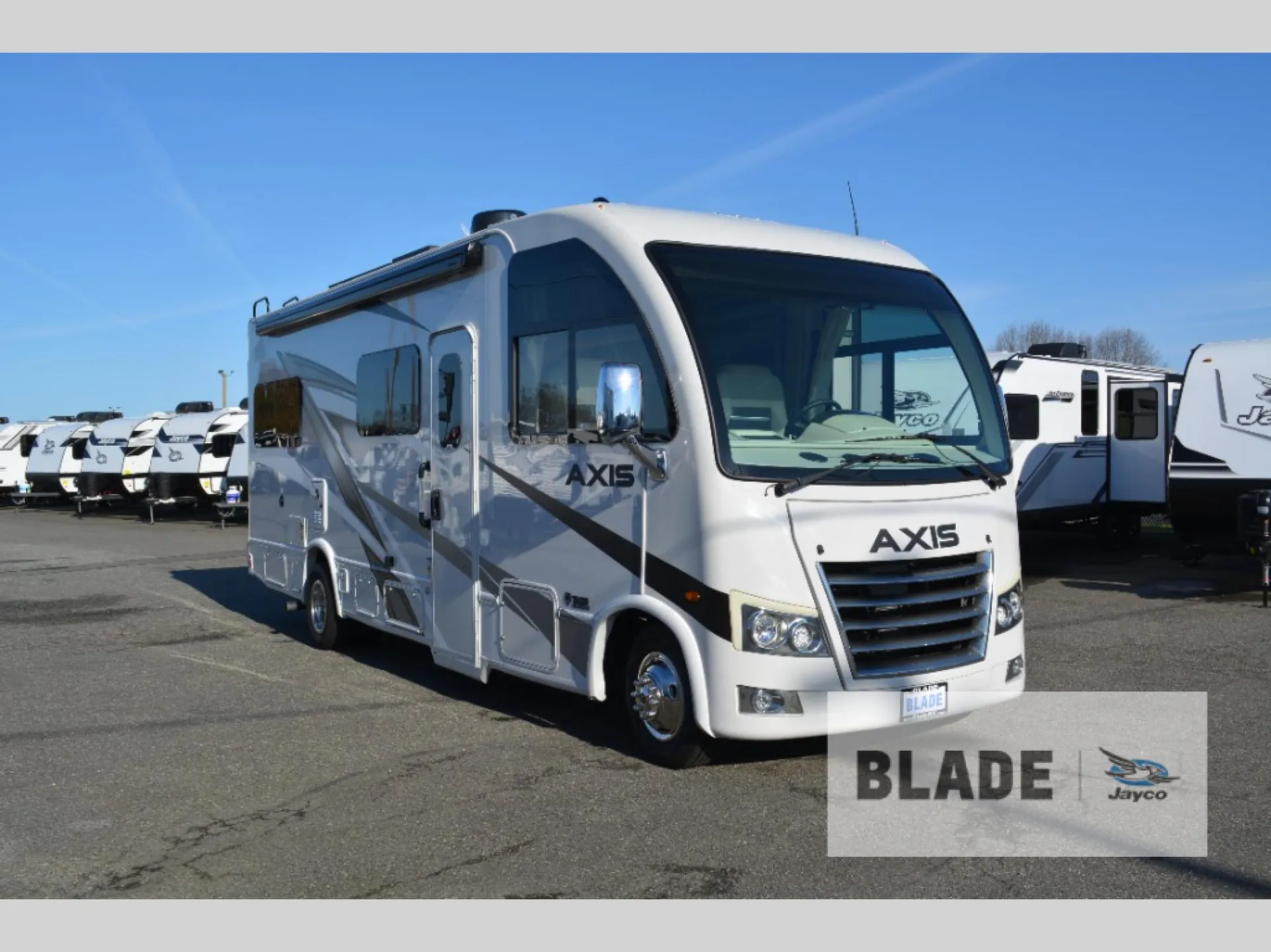 2024 Thor Motor Coach Axis 25.7 - Photo 2