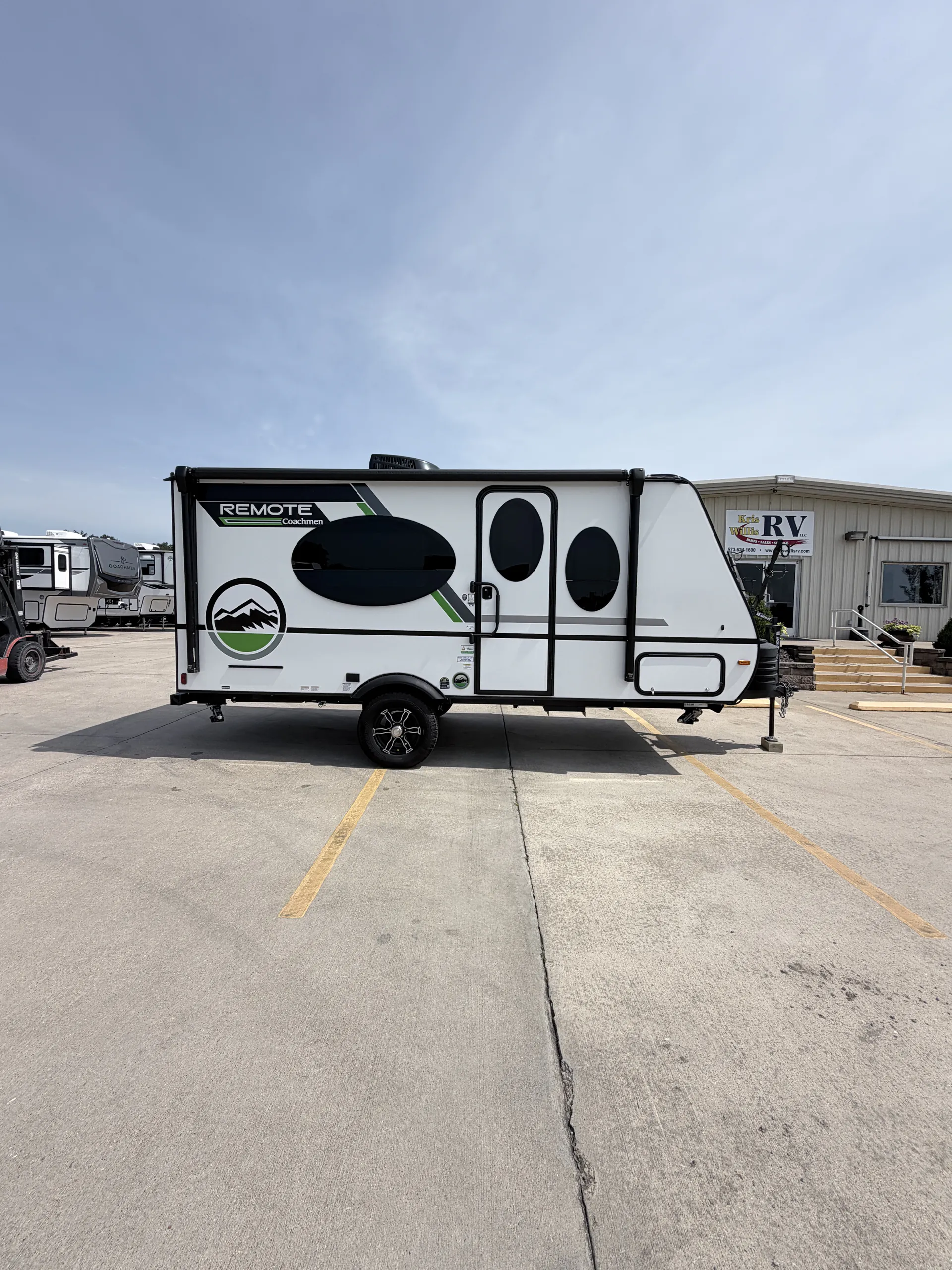 2025 Coachmen Remote 17R - Photo 3