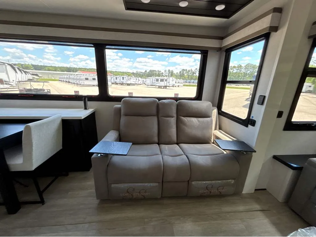 2026 Jayco Pinnacle 36FBTS, Photos photo 9