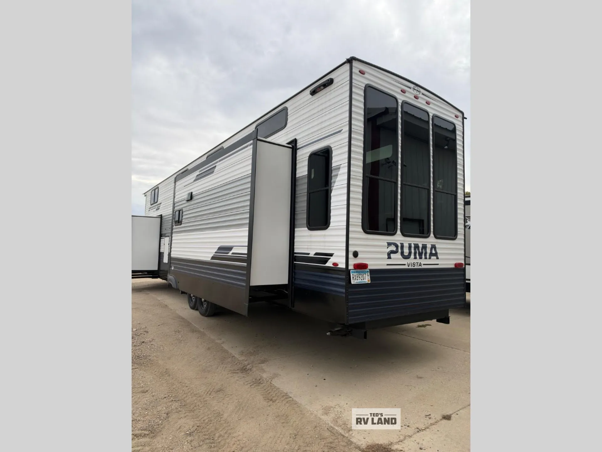 2026 Forest River Puma Vista 401RLFT — Photo 5
