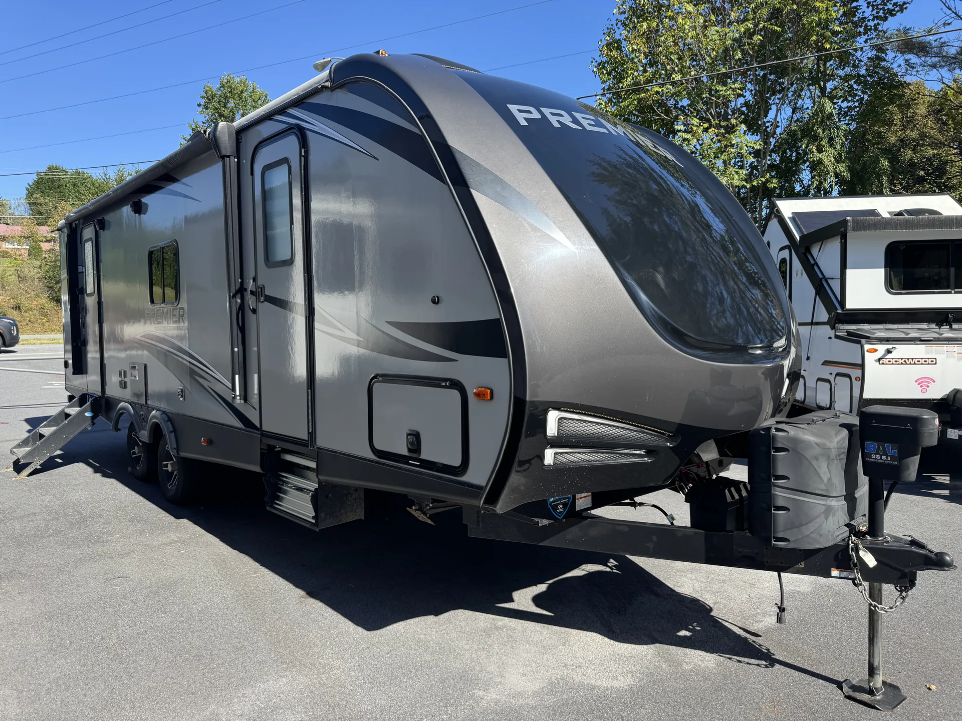 2019 Keystone Premier 26UDPR - Photo 2