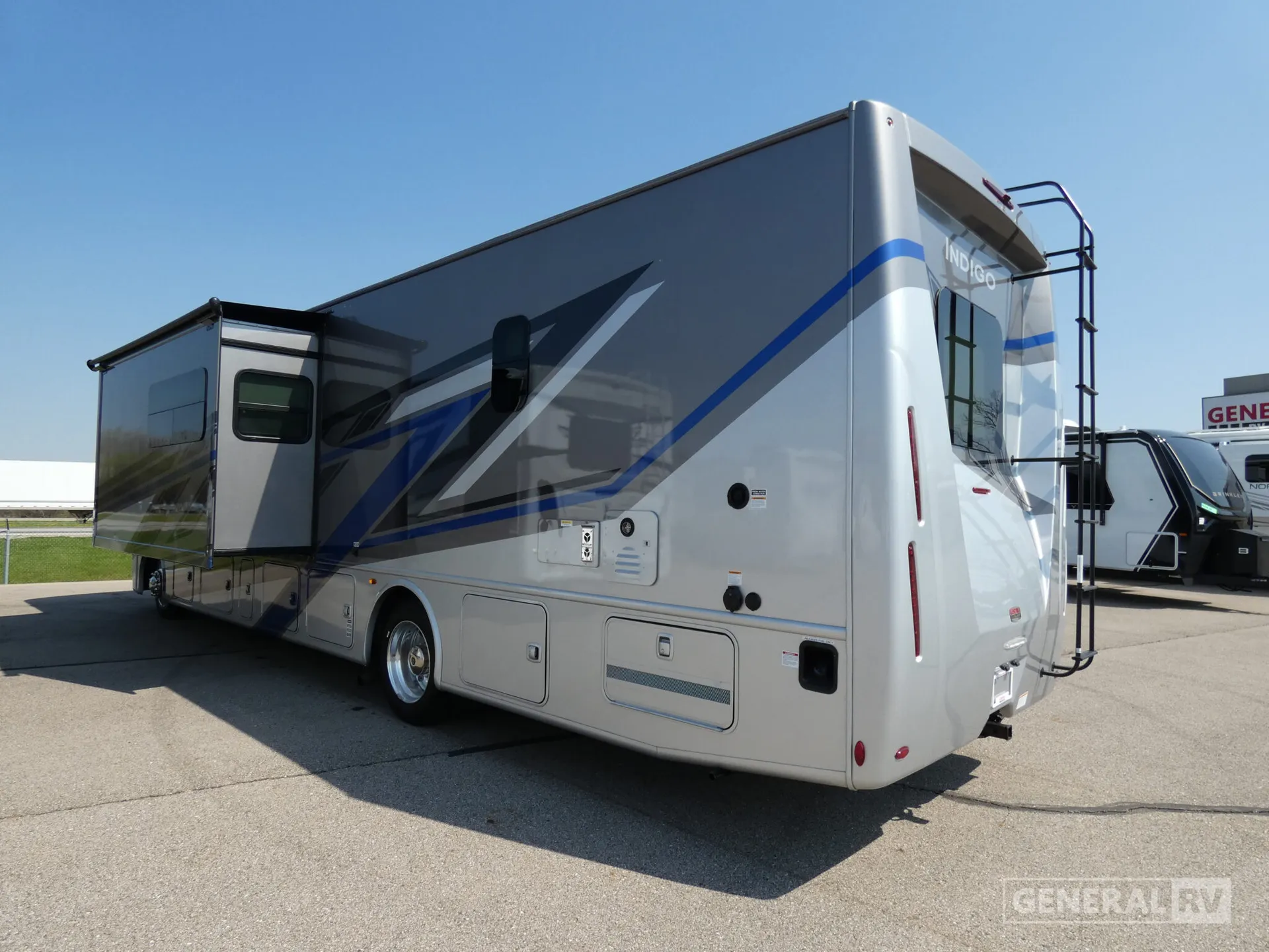 2026 Thor Motor Coach Indigo CC35 - Photo 4