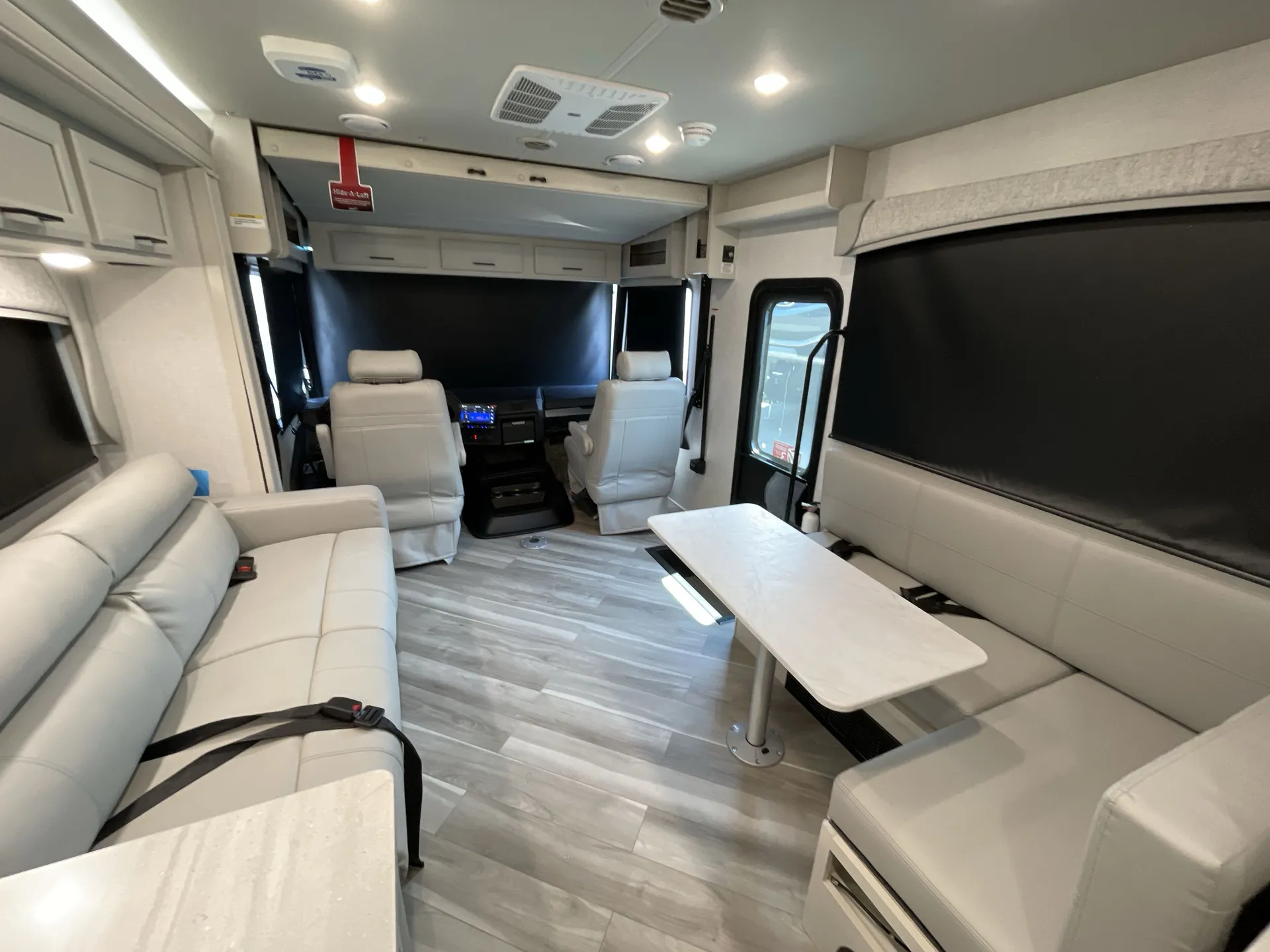2026 fleetwood Fortis 36Y — living area main