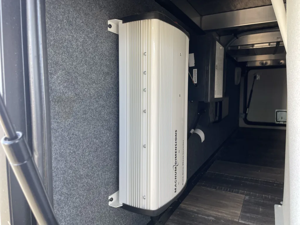 2021 Keystone Raptor 413, Photos photo 24