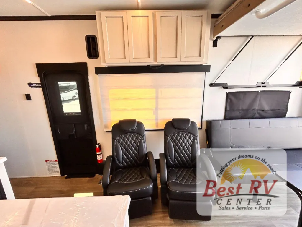 2027 Forest River Vengeance Rogue Armored 26L140, Photos photo 23
