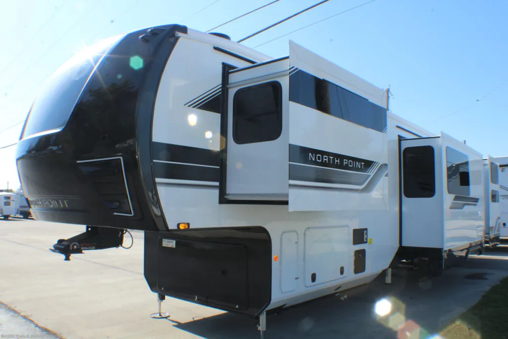 2027 Jayco North Point 391TBBH, Photos photo 3