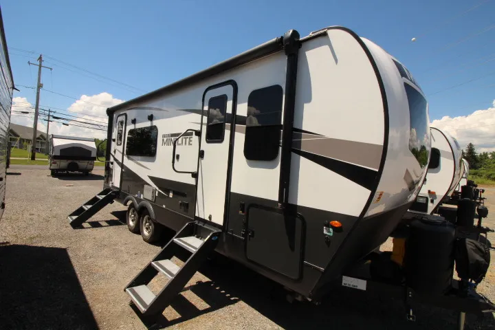 2025 Forest River Rockwood Mini Lite 2515S - Photo 3