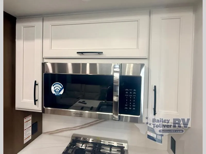 2026 Keystone Montana 3100RL - Photo 4