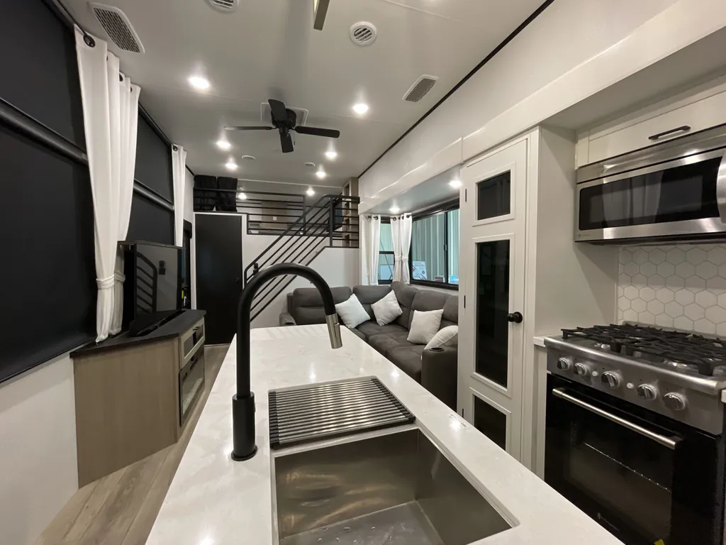 2026 Jayco Jay Flight Bungalow JayLoft, Photos photo 7