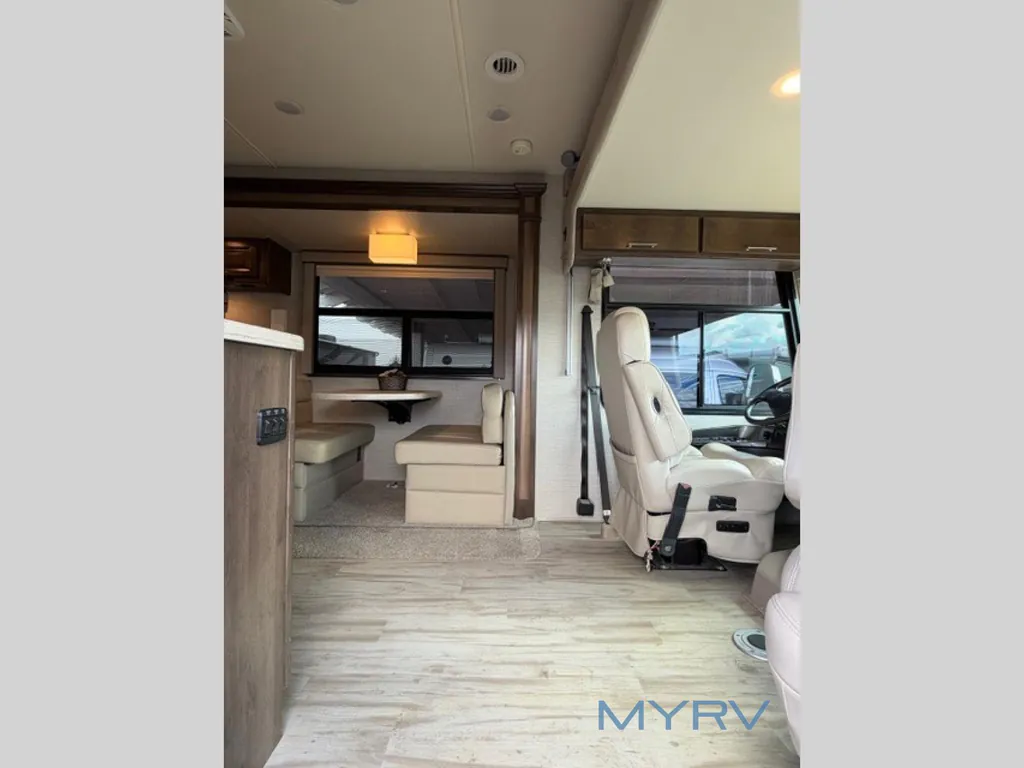 2019 Entegra Coach Emblem 36U, Photos photo 12