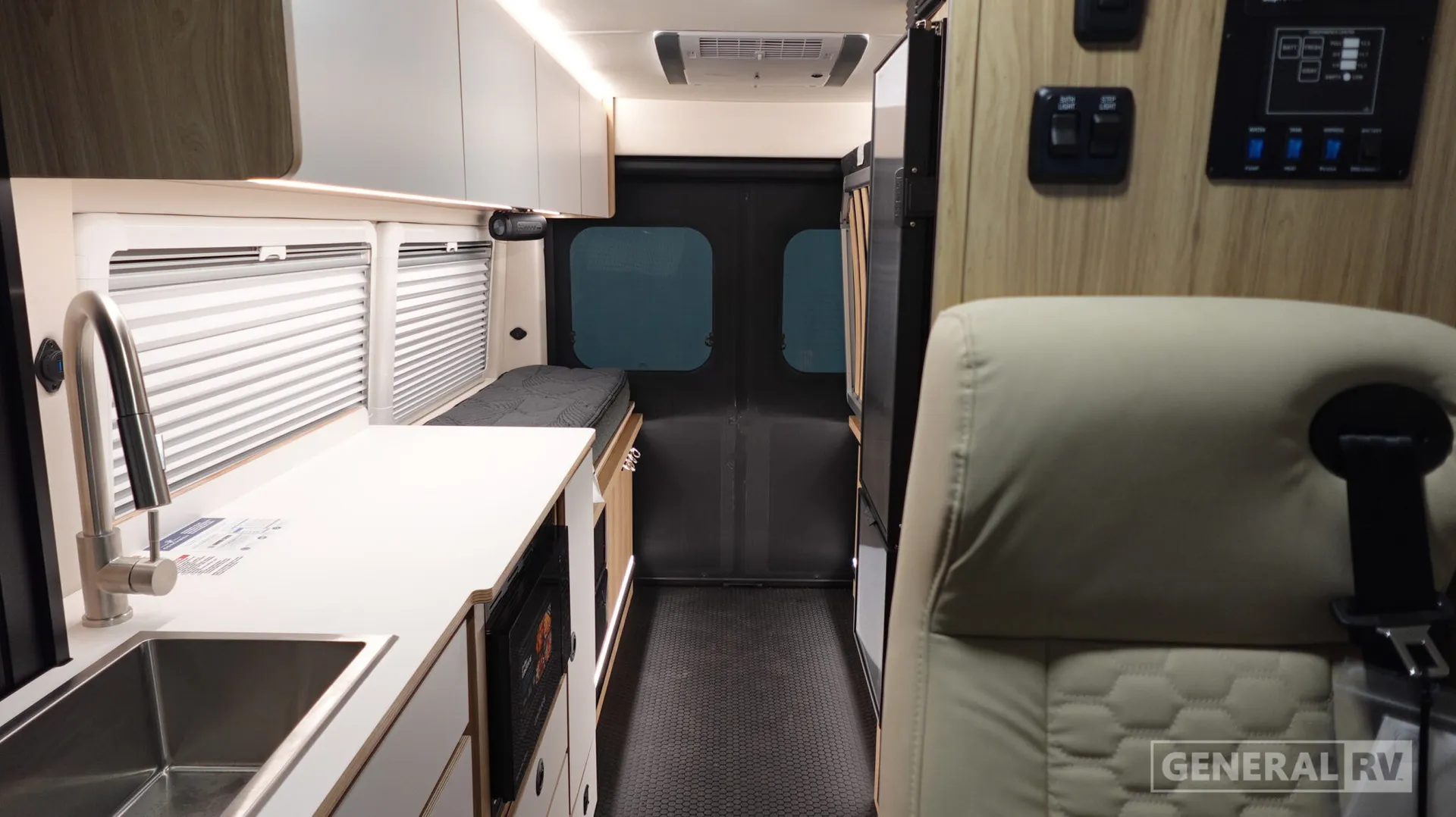 2026 Coachmen Pixel 20M - Photo 3