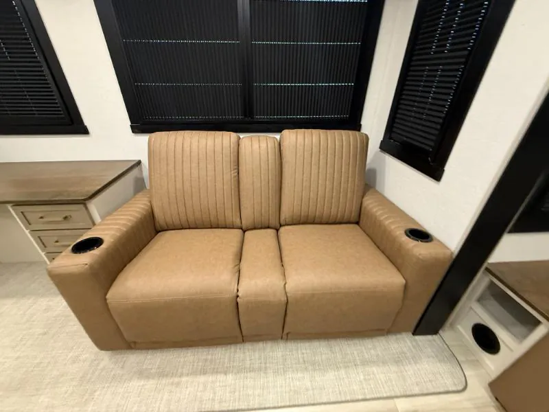 2026 Forest River Salem Hemisphere 380WDR, Photos photo 14