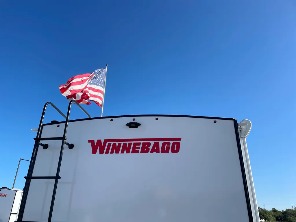 2027 Winnebago Micro Minnie 2108DS, Photos photo 24