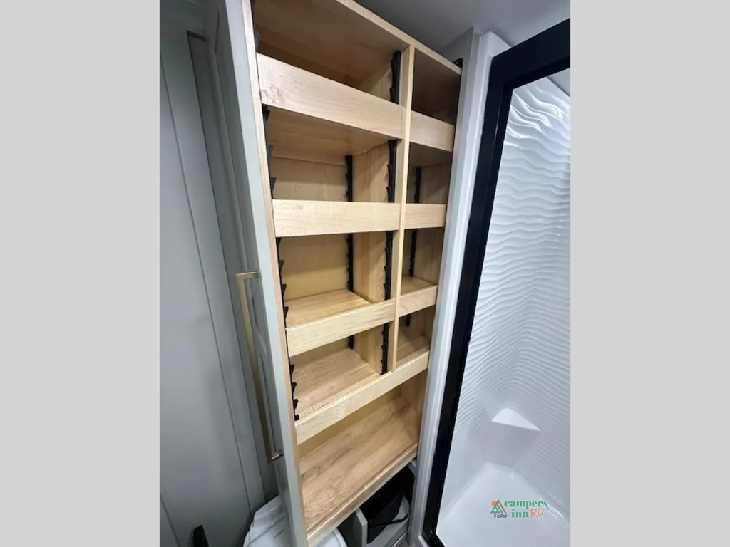 2026 Brinkley Model G 3970, Photos photo 52
