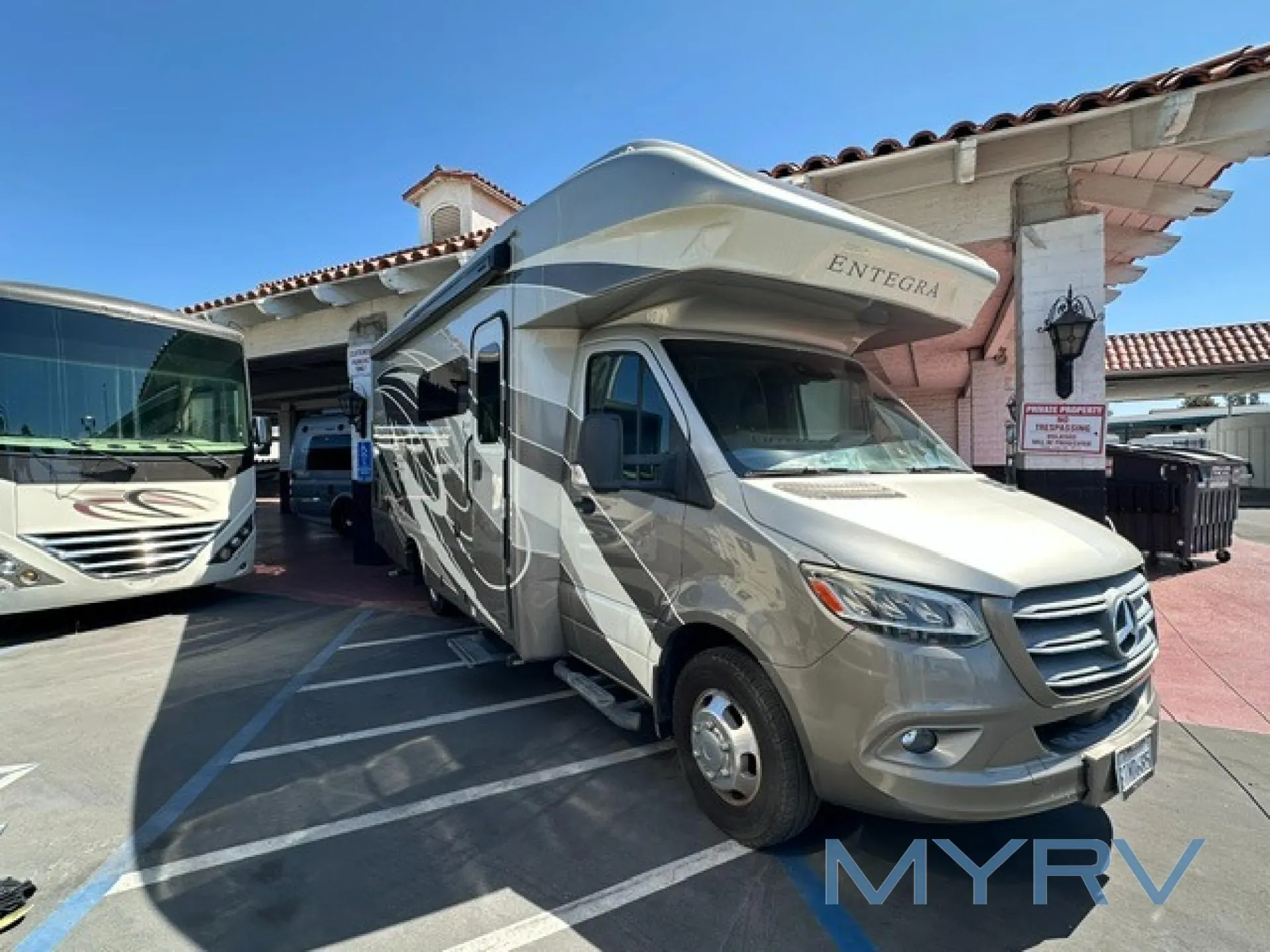 2020 Entegra Coach Qwest 24R - Photo 4