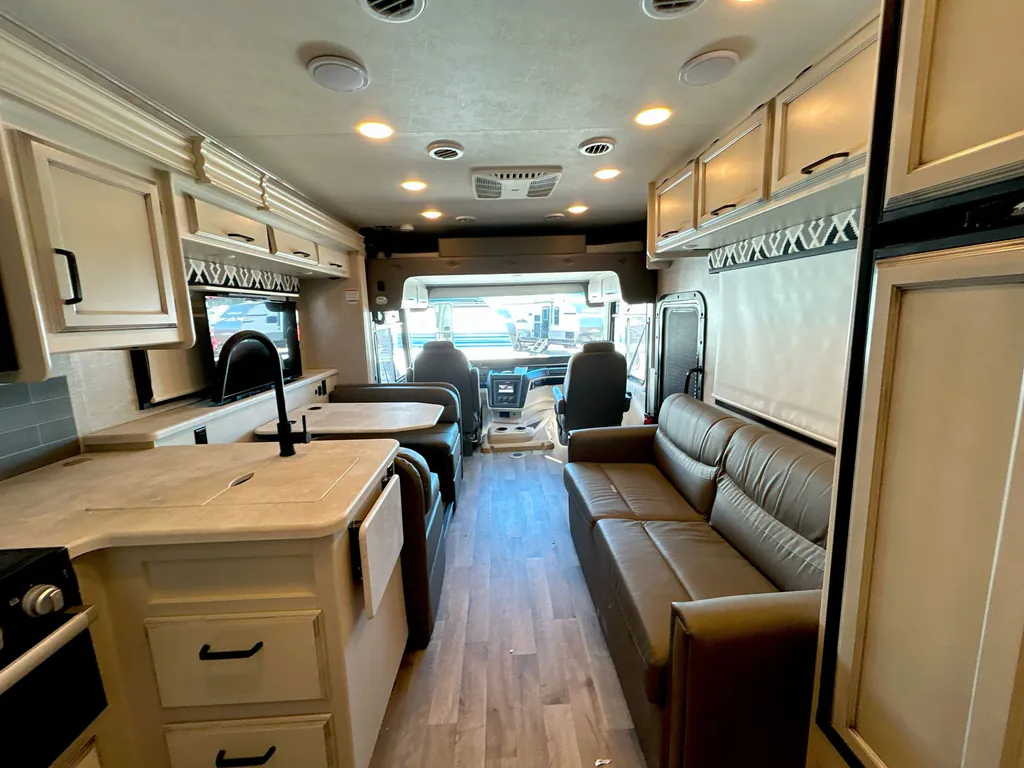 2022 Entegra Coach Vision 27A, Photos photo 16