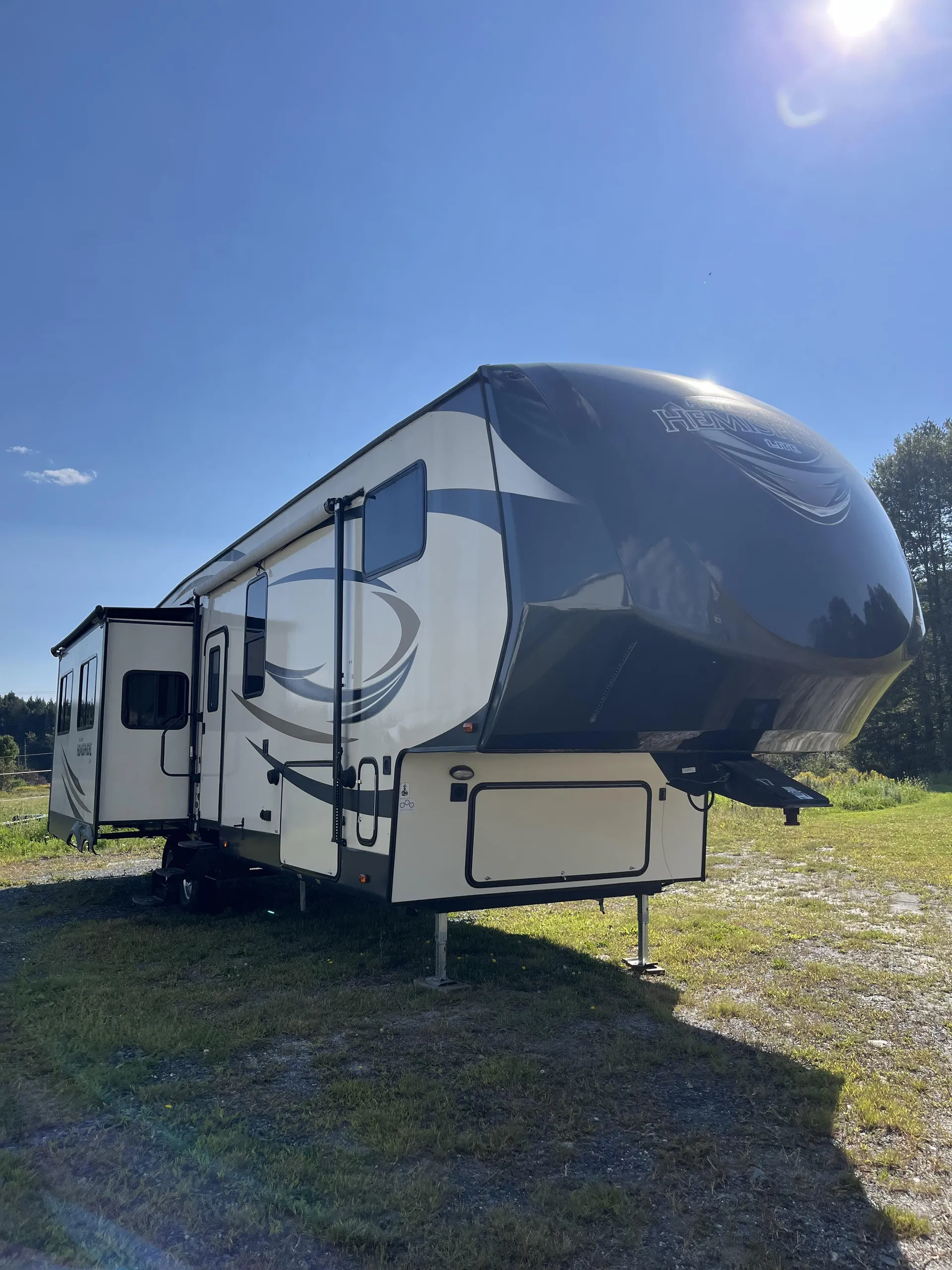 2017 Forest River Salem Hemisphere 337BAR - Photo 2