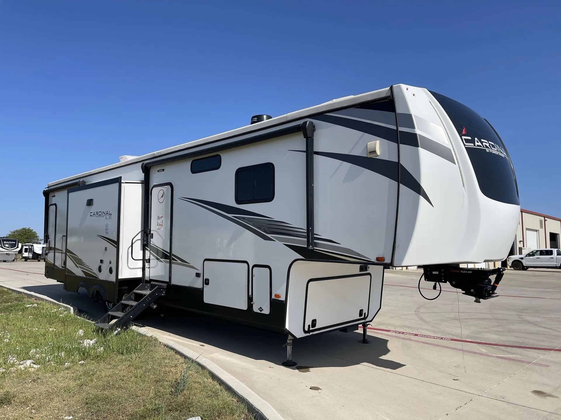 2022 Forest River Cardinal 383BHLE - Photo 2