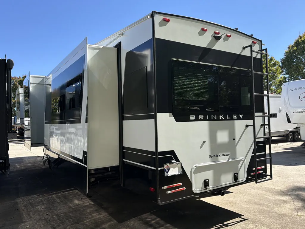 2025 Brinkley Model Z 3610, Photos photo 4