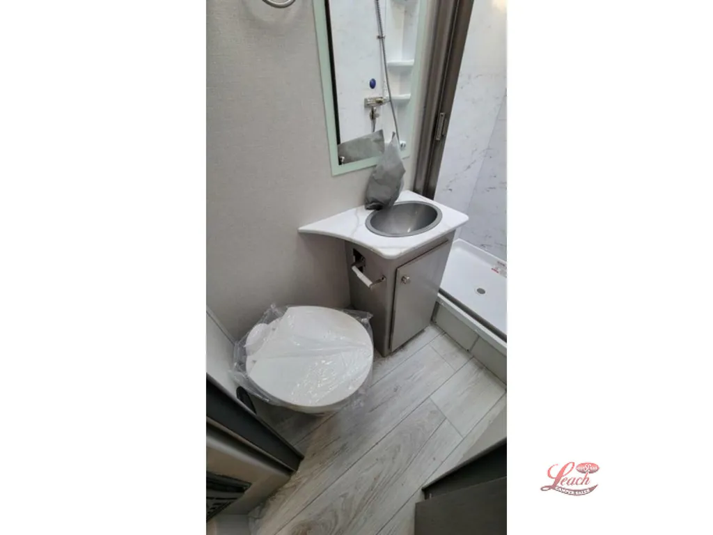 2026 Coachmen Freelander 22XG, Photos photo 19