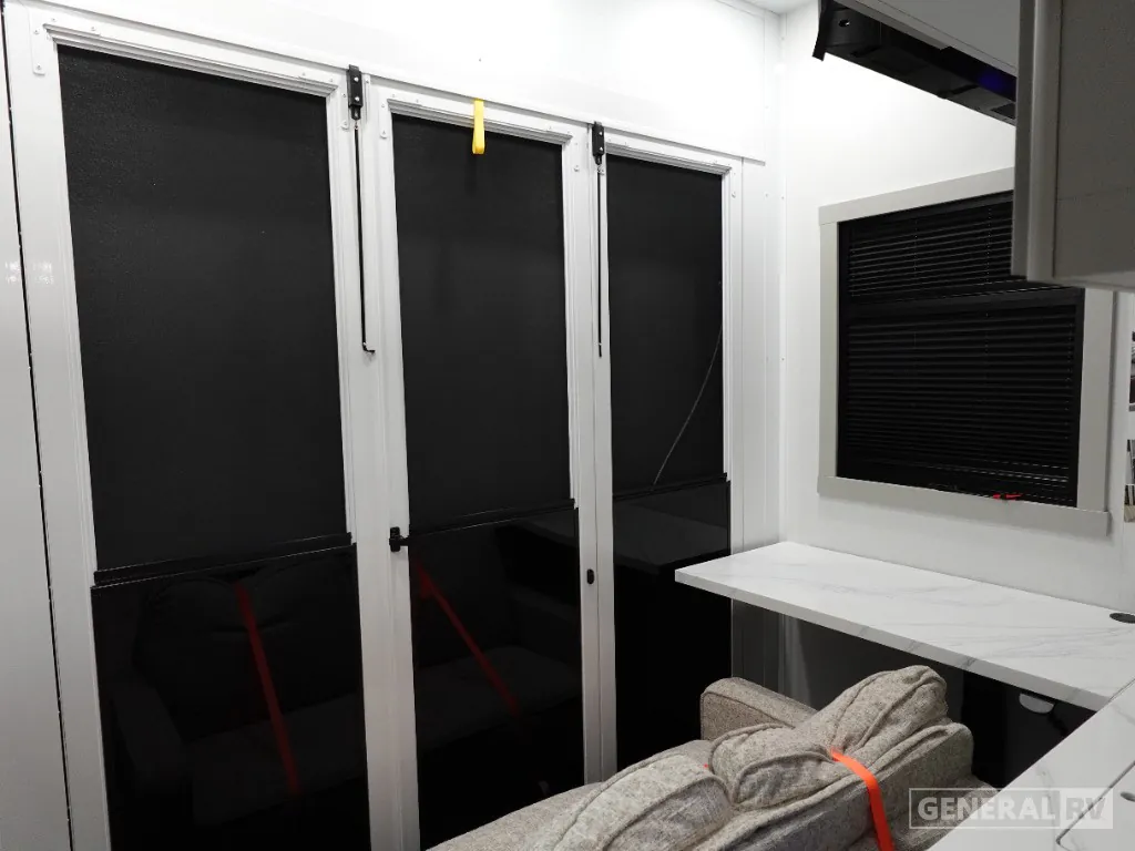 2025 Brinkley Model G 3250, Photos photo 31