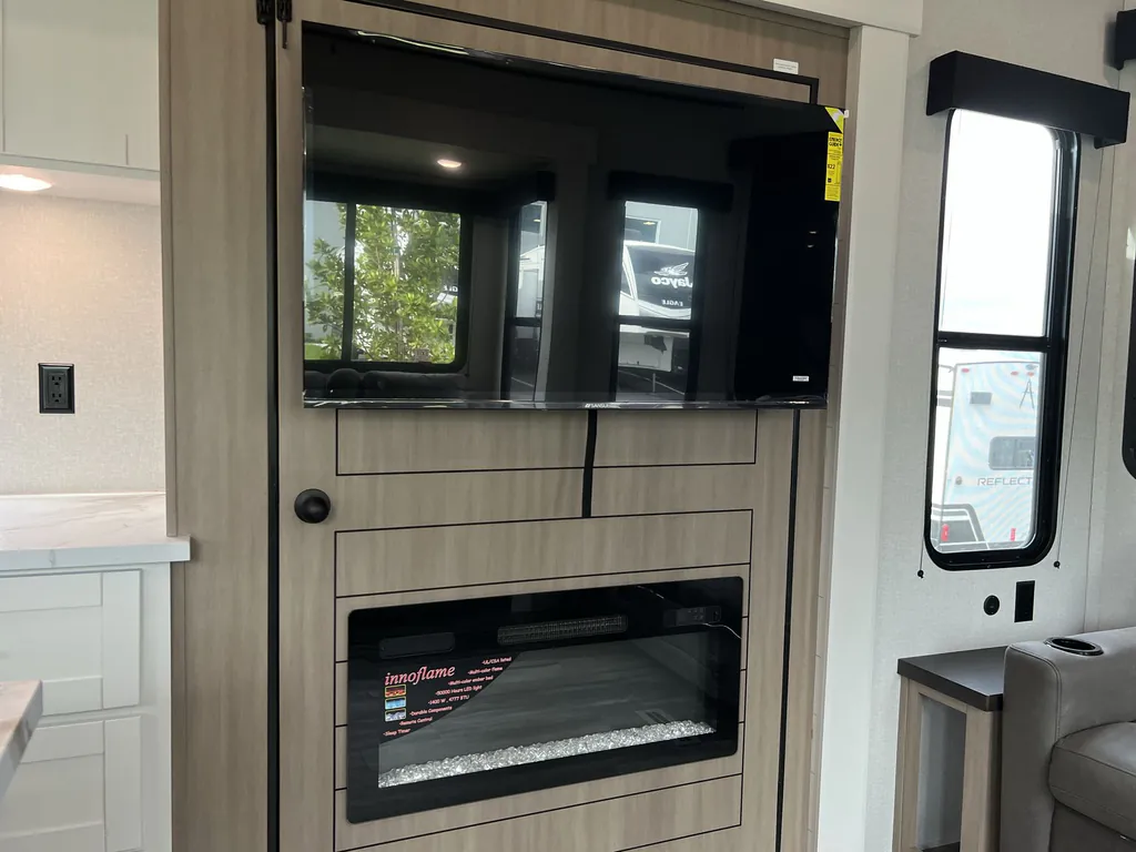 2026 Jayco Jay Flight Bungalow 401FLTS DS, Photos photo 13